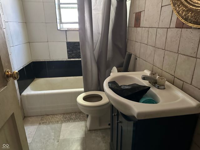 1118 N Traub Avenue, Indianapolis, IN 46222