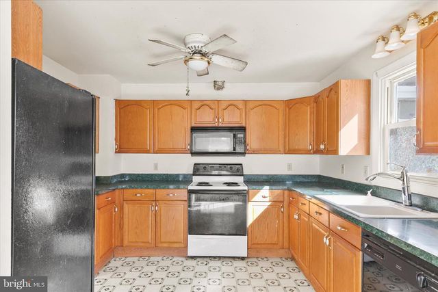 5 CEMETERY RD, Selbyville, DE 19975