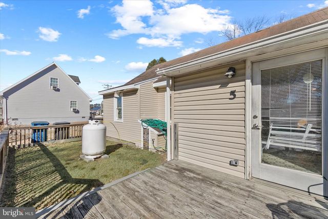 5 CEMETERY RD, Selbyville, DE 19975