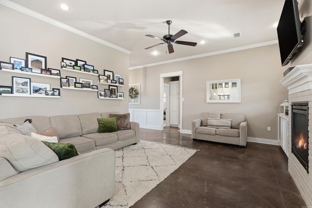 215 Merlot Drive, Conway, AR 72034