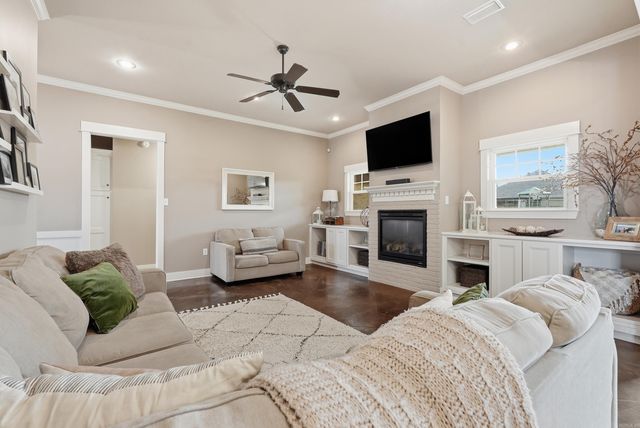 215 Merlot Drive, Conway, AR 72034