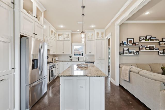 215 Merlot Drive, Conway, AR 72034