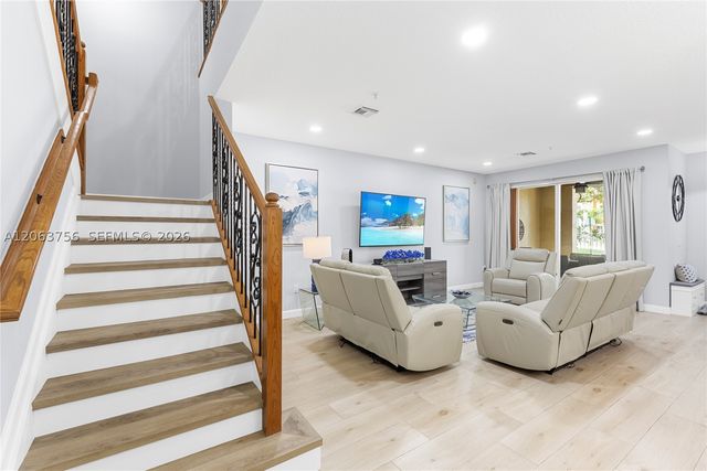 2900 NW 125th Ave 3-107, Sunrise, FL 33323