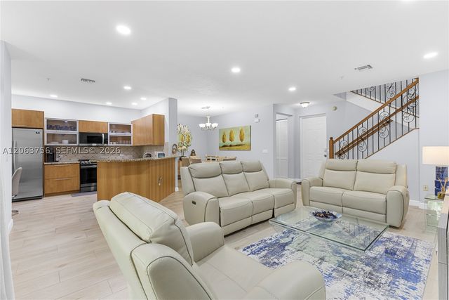 2900 NW 125th Ave 3-107, Sunrise, FL 33323