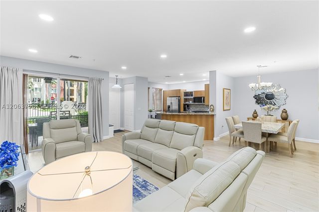 2900 NW 125th Ave 3-107, Sunrise, FL 33323