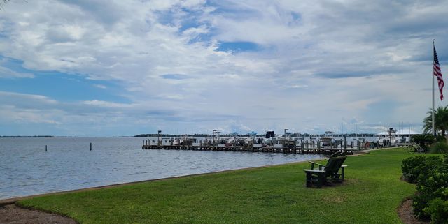 2100 W Beach Drive APT B102, Panama City, FL 32401