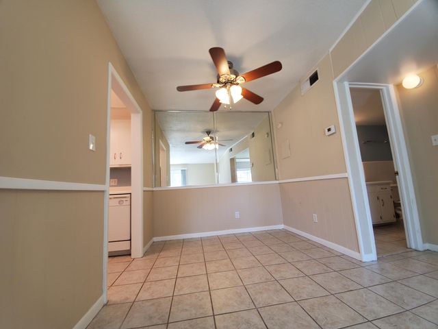 2100 W Beach Drive APT B102, Panama City, FL 32401