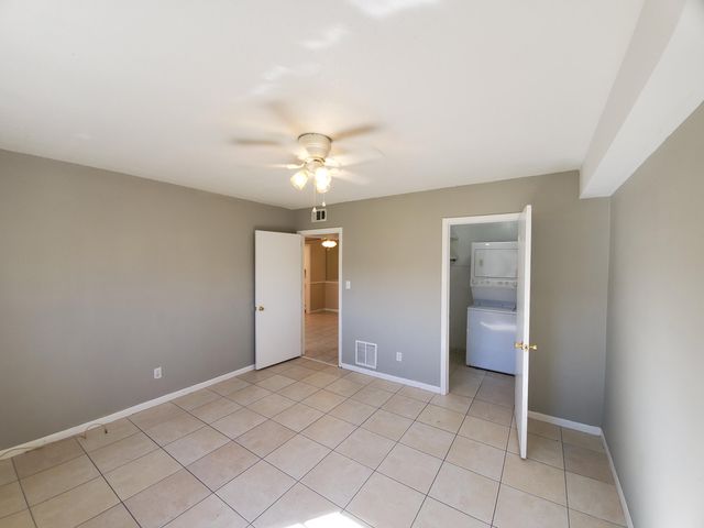 2100 W Beach Drive APT B102, Panama City, FL 32401