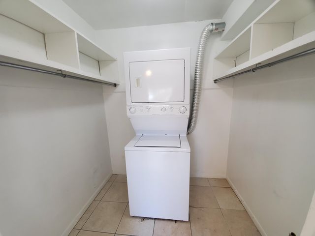 2100 W Beach Drive APT B102, Panama City, FL 32401