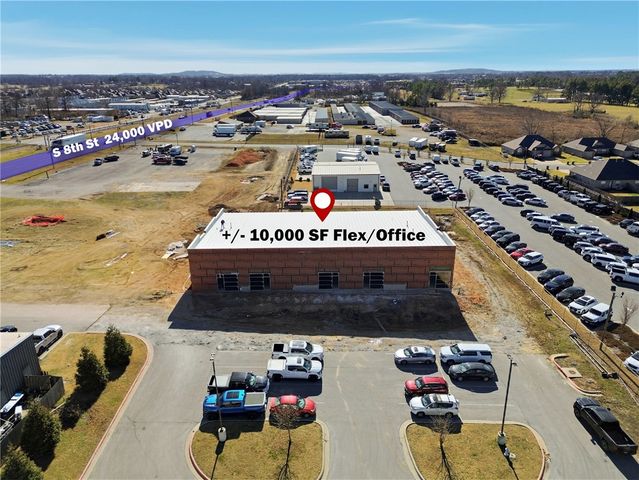 2420 S 8th Street Suite 1&2, Rogers, AR 72758