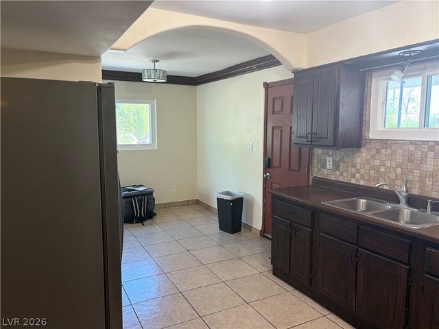 5213 Pebble Beach Boulevard, Las Vegas, NV 89108