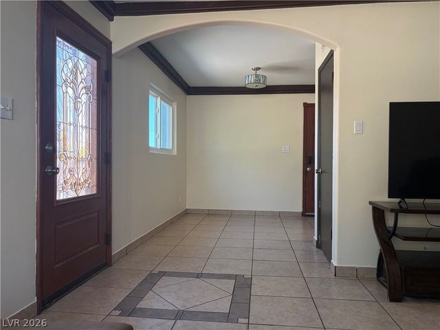 5213 Pebble Beach Boulevard, Las Vegas, NV 89108
