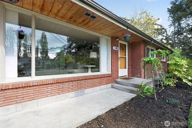 646 SE Ely Street, Oak Harbor, WA 98277