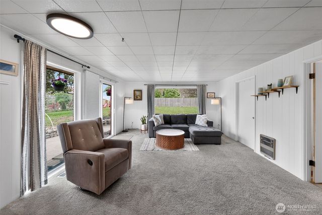 646 SE Ely Street, Oak Harbor, WA 98277