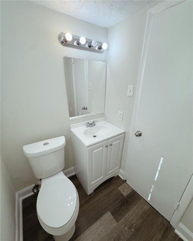 1016 Waterside SE Drive, Conyers, GA 30013