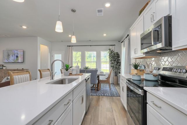 3111 Mountaineer Ln, Conway, SC 29526