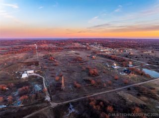 5 Hobbs Creek Trail, Collinsville, OK 74021