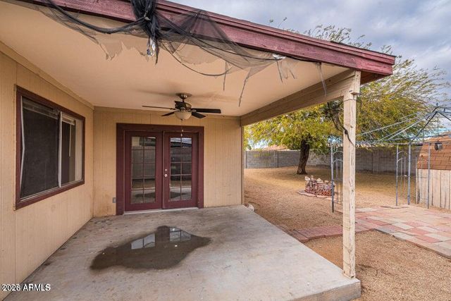 2914 E CHARLESTON Avenue, Phoenix, AZ 85032