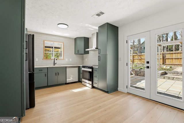 310 Wood Ridge, Peachtree City, GA 30269