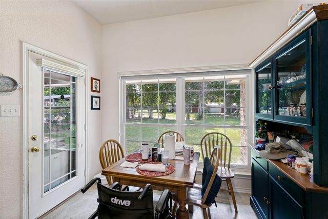 1425 Tobie Layne Street, Benbrook, TX 76126