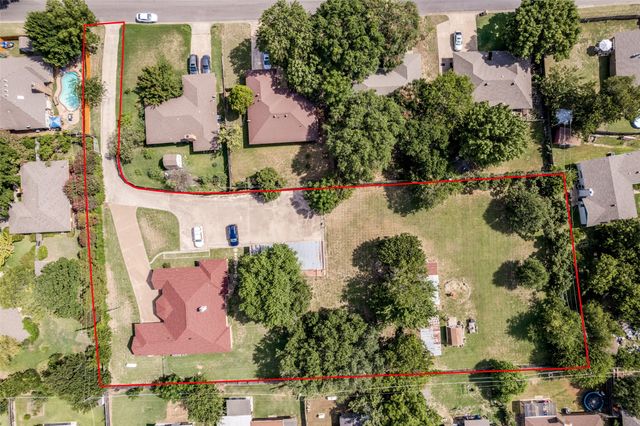 1425 Tobie Layne Street, Benbrook, TX 76126