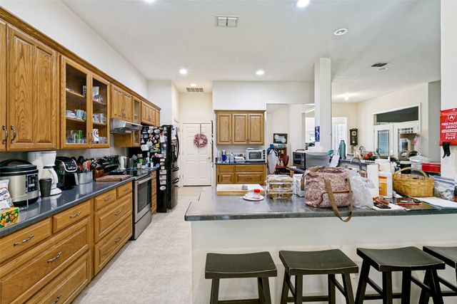 1425 Tobie Layne Street, Benbrook, TX 76126