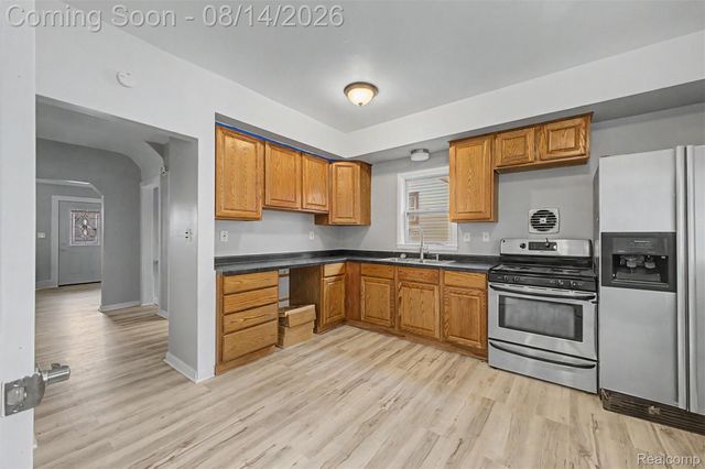 4405 Newberry Street, Wayne, MI 48184
