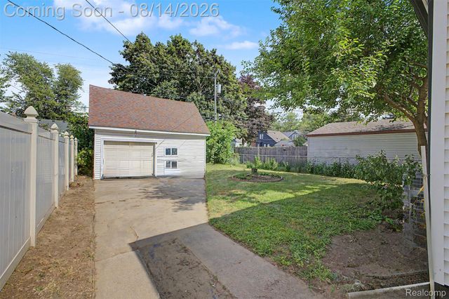 4405 Newberry Street, Wayne, MI 48184