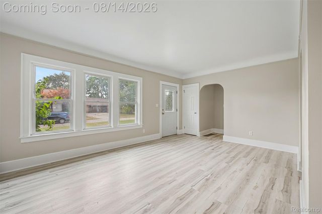 4405 Newberry Street, Wayne, MI 48184