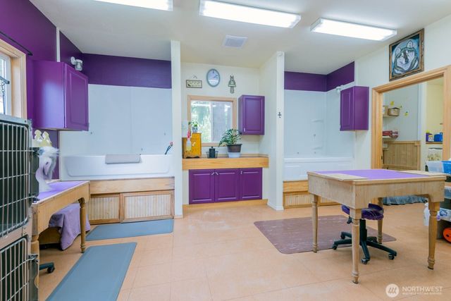 239 Robinson Road, Port Angeles, WA 98362
