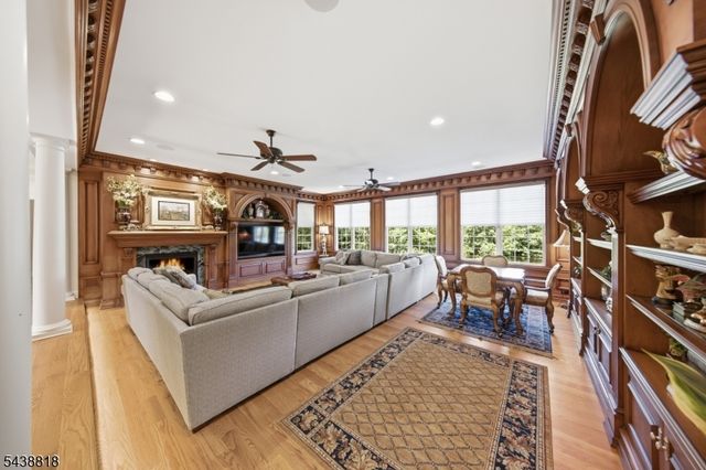 60 Morgan Dr, Sparta Twp., NJ 07871