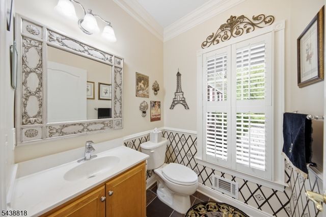 60 Morgan Dr, Sparta Twp., NJ 07871