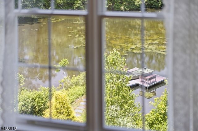 60 Morgan Dr, Sparta Twp., NJ 07871