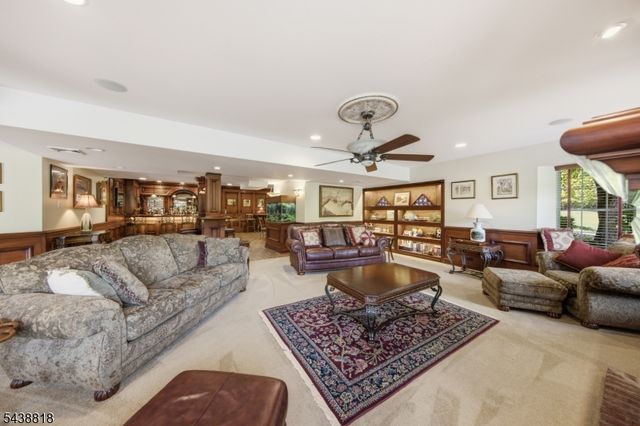 60 Morgan Dr, Sparta Twp., NJ 07871