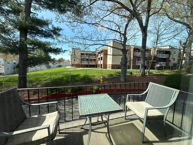 1219 Pawtucket Blvd 75, Lowell, MA 01854