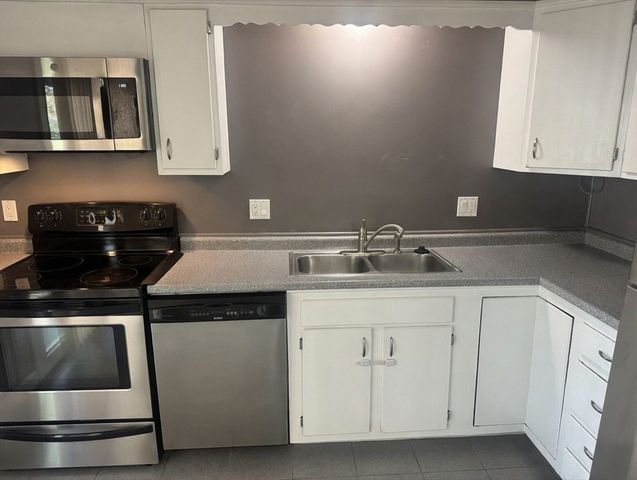 1219 Pawtucket Blvd 75, Lowell, MA 01854