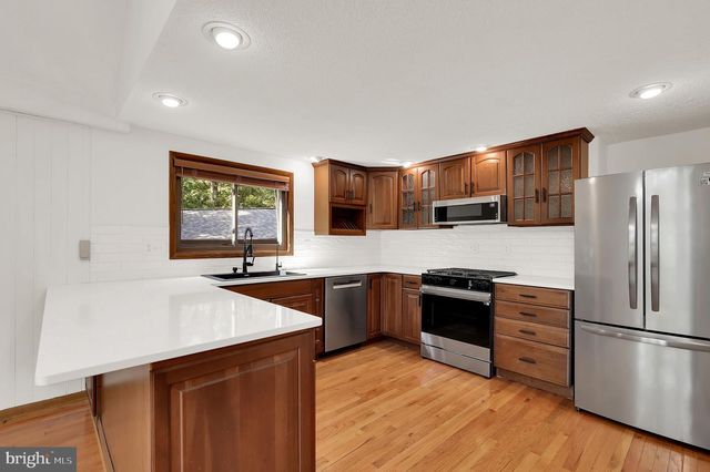 986 WALDEN RD, Hedgesville, WV 25427