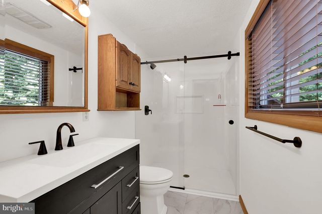 986 WALDEN RD, Hedgesville, WV 25427