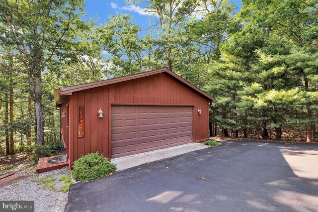 986 WALDEN RD, Hedgesville, WV 25427