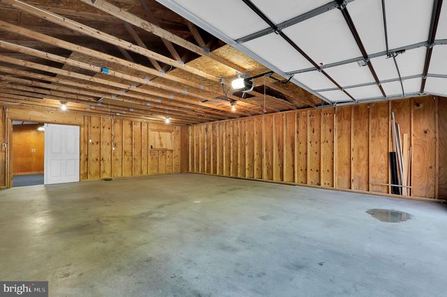 986 WALDEN RD, Hedgesville, WV 25427