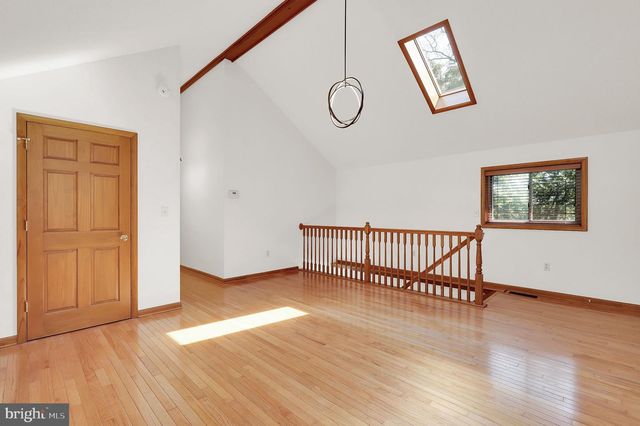 986 WALDEN RD, Hedgesville, WV 25427