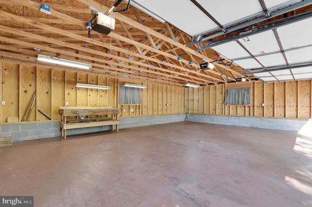 986 WALDEN RD, Hedgesville, WV 25427