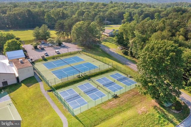 986 WALDEN RD, Hedgesville, WV 25427