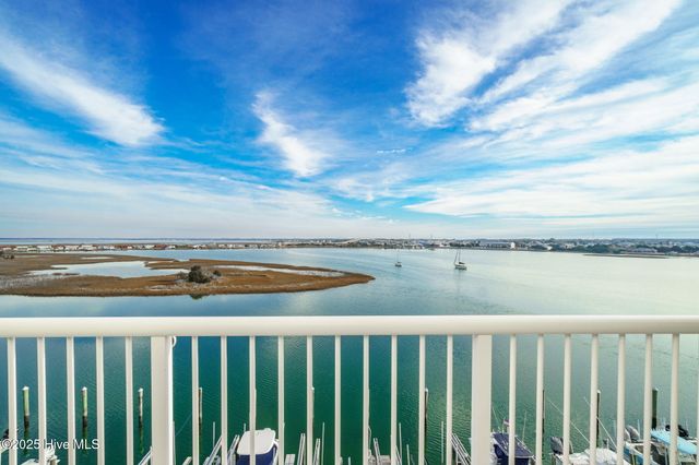 100 Olde Towne Yacht Club Road 512, Beaufort, NC 28516