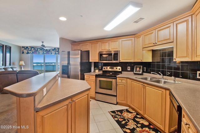 100 Olde Towne Yacht Club Road 512, Beaufort, NC 28516