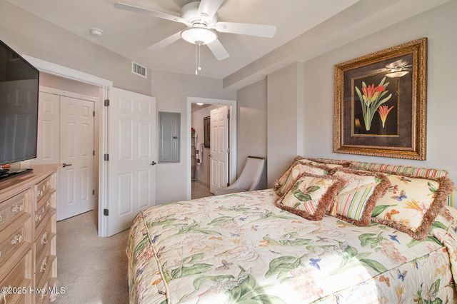 100 Olde Towne Yacht Club Road 512, Beaufort, NC 28516