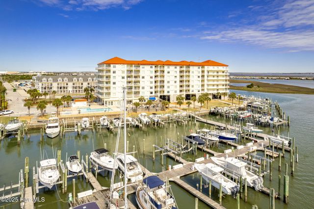 100 Olde Towne Yacht Club Road 512, Beaufort, NC 28516