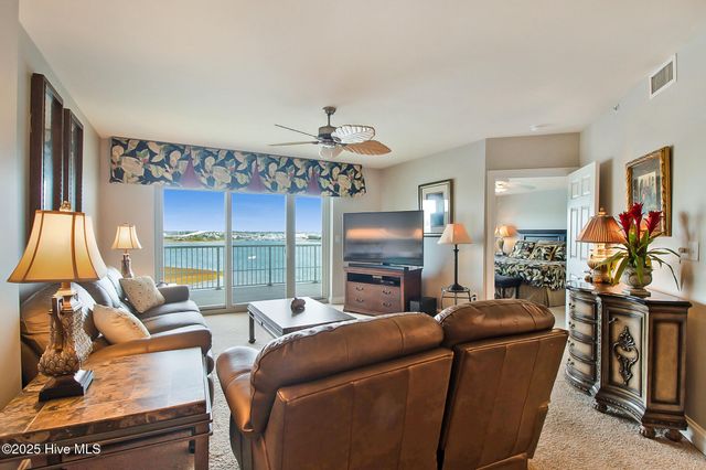 100 Olde Towne Yacht Club Road 512, Beaufort, NC 28516