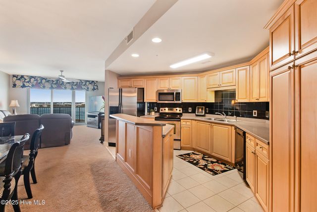 100 Olde Towne Yacht Club Road 512, Beaufort, NC 28516