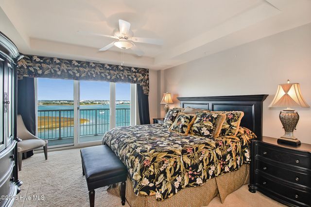 100 Olde Towne Yacht Club Road 512, Beaufort, NC 28516